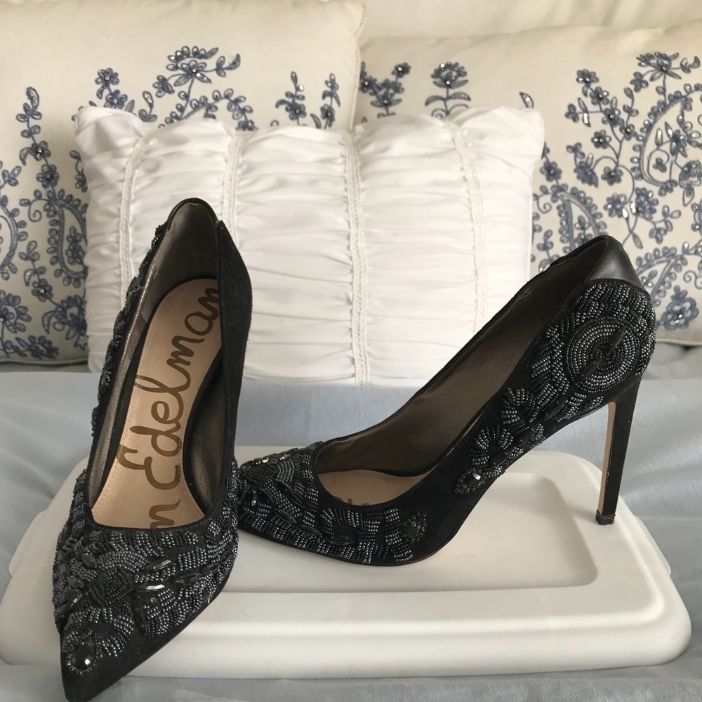 Beautiful Sam Edelman heels.